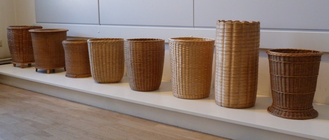 geflochtene Papierkörbe