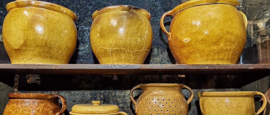 getöpferte Henkeltöpfe